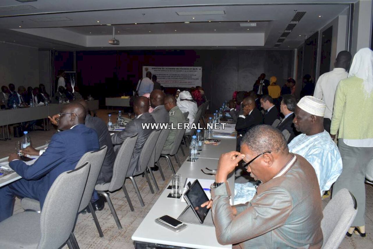 Les images de la rencontre avec les acteurs des système financiers décentralisés en présence de M. Amadou Ba, ministre de l'Economie, des Finances et du Plan