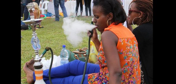 Kenya : les vendeurs de « chicha » s’opposent à son interdiction par le gouvernement