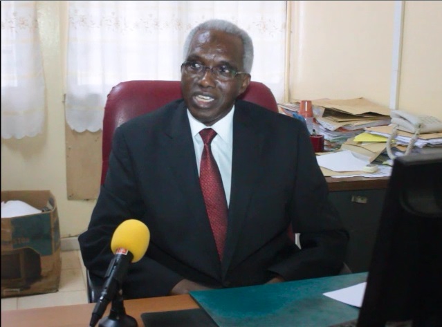 Le débat sur les 200 milliards s’est révélé sans intérêt (Pr Demba Sow)