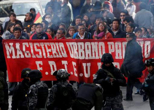 Bolivie- Le Dakar: des heurts éclatent entre manifestants et policiers...