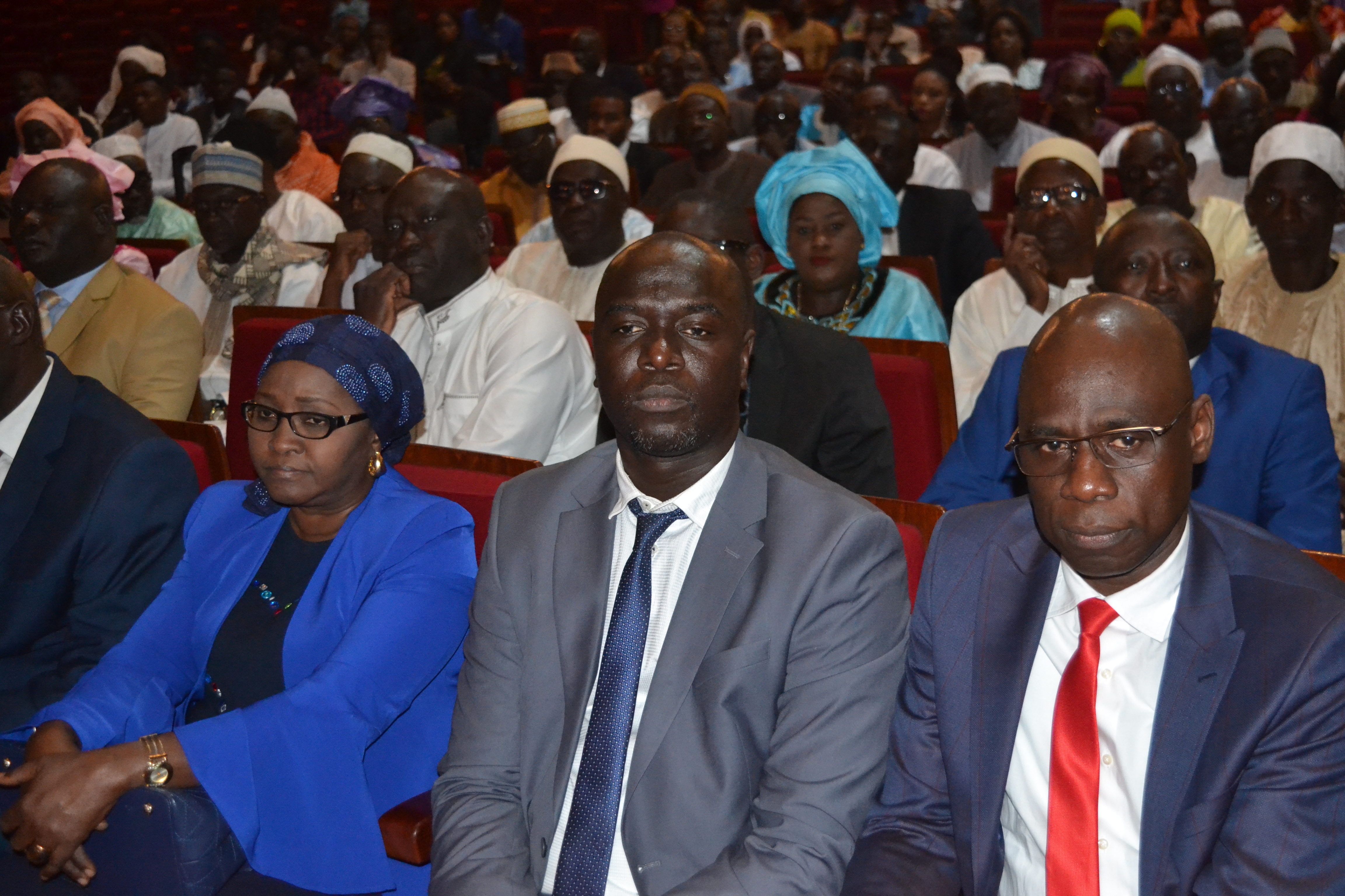 Cérémonie de remise de décorations à 70 agents du ministère de la Pêche et de l'Economie maritime