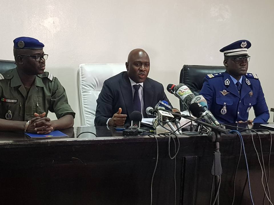 Photos : les images du point de presse du procureur Alioune Abdoulaye Sylla avec le lieutenant-colonel Issa Diack