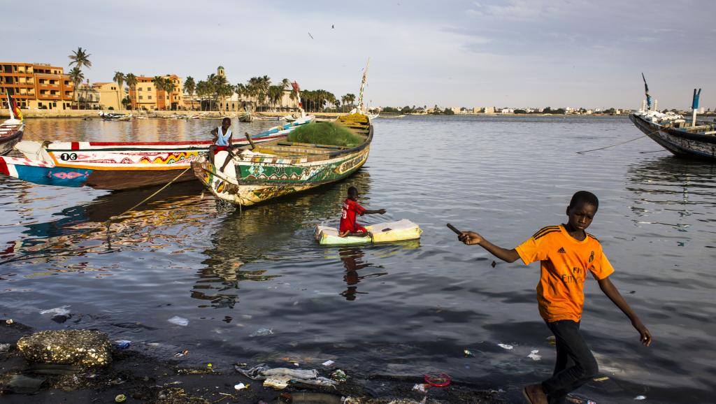 Sénégal: Emmanuel Macron à Saint-Louis menacée par la montée des eaux