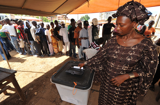 L'opposition dénonce une fraude massive lors des élections en Guinée