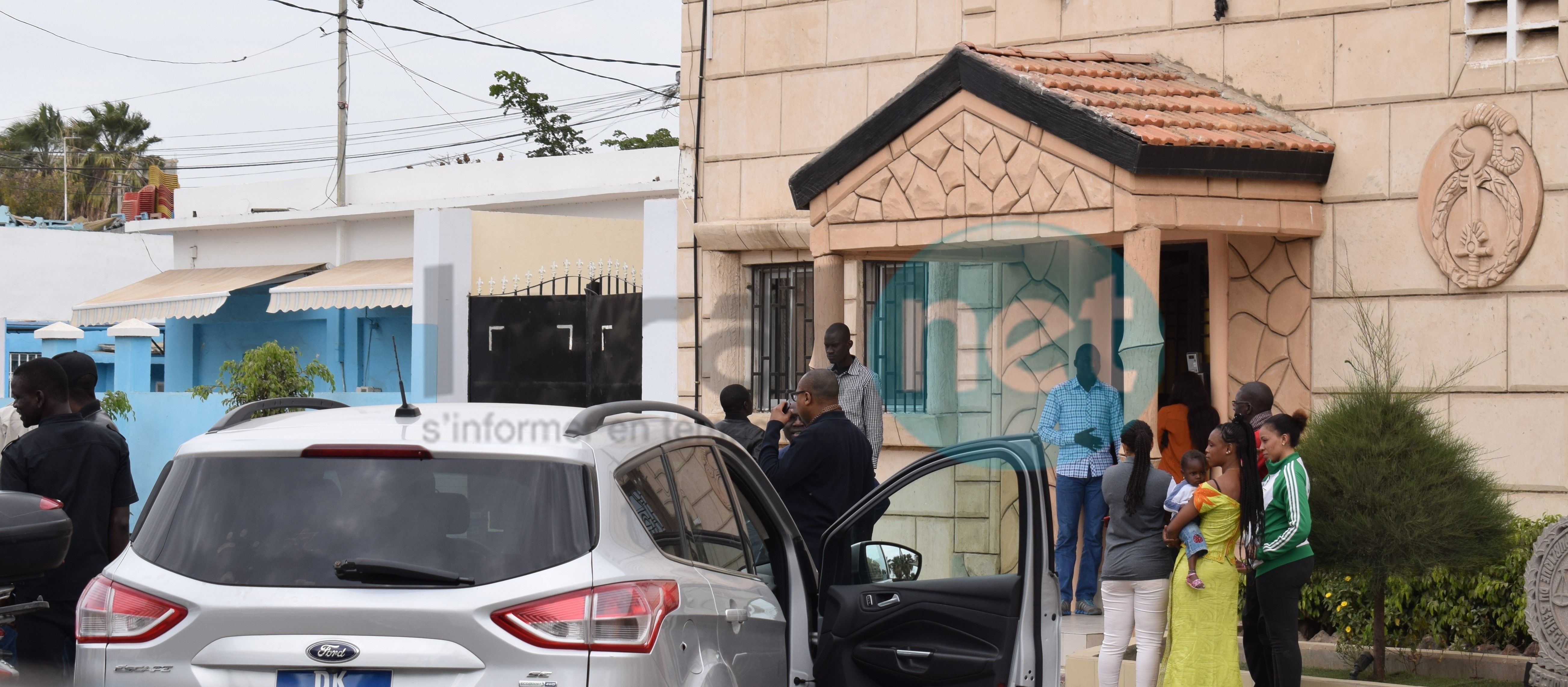 Les images de El Hadji Ousseynou Diouf à sa sortie d'audition de la Section de recherches de la gendarmerie