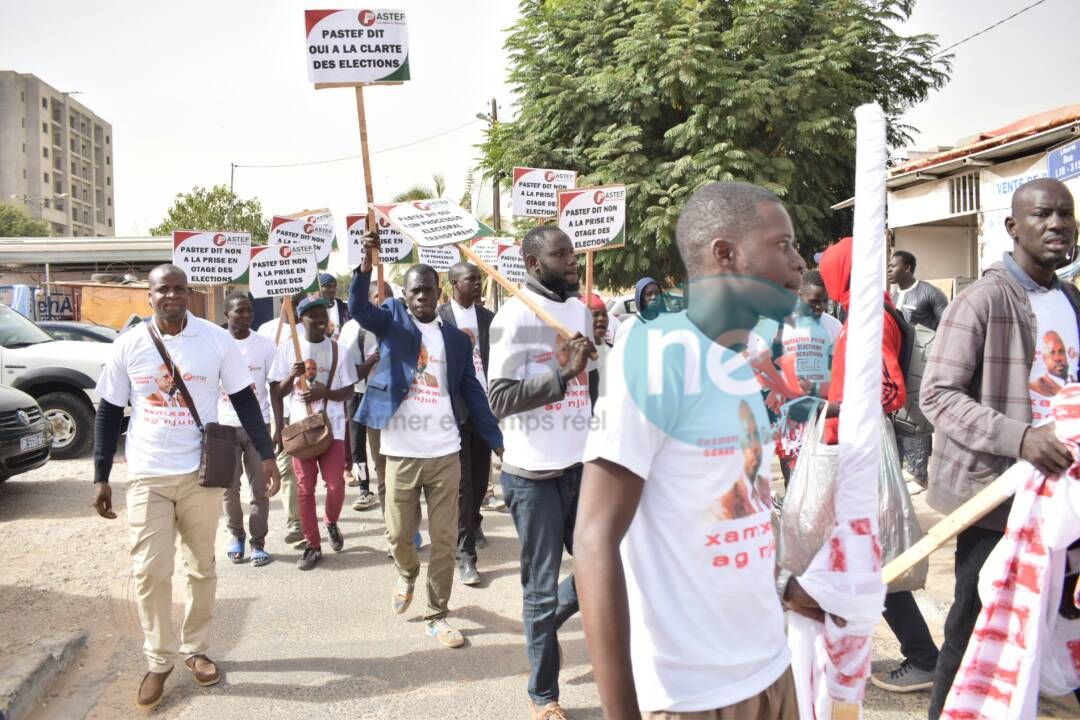 Les premières images de la la Grande marche de l'opposition ce vendredi 09 février 2018 Les premières images de la la Grande marche de l'opposition ce vendredi 09 février 2018