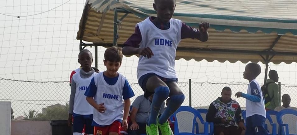 Recherche de sponsors pour aider 12 Sénégalais à rejoindre le Tournoi international de foot organisé par MASC en France