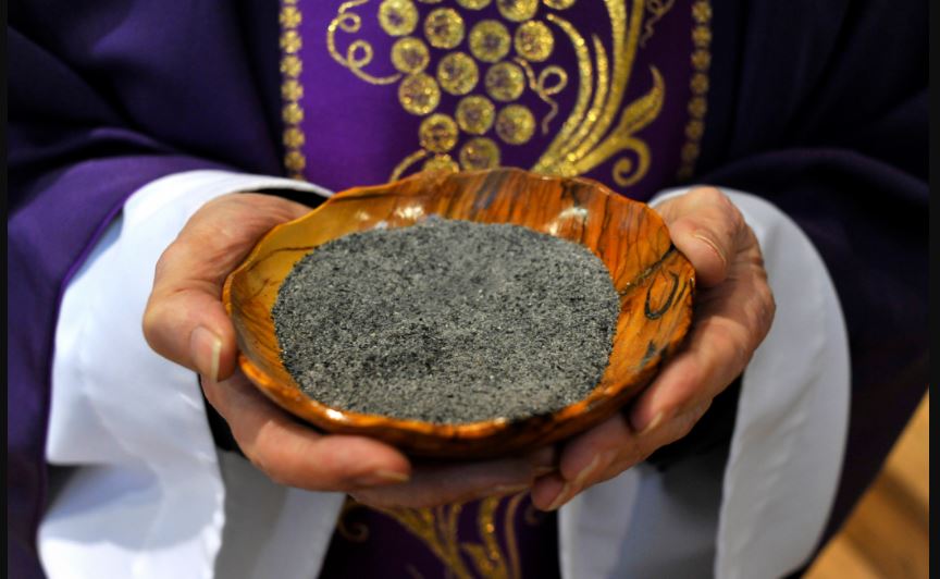 Les cendres, un symbole de Carême