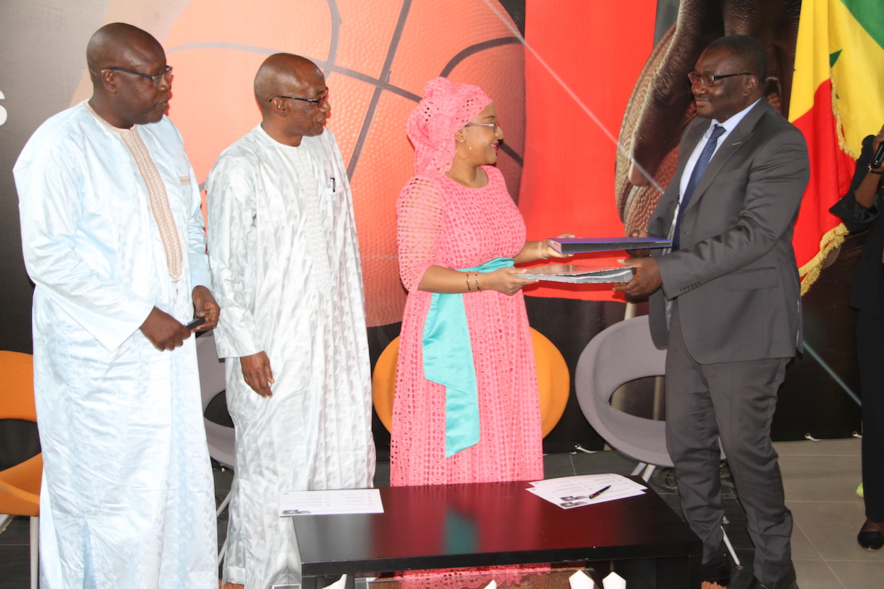 Sonatel renouvelle son soutien au basket sénégalais