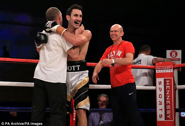 Le boxeur britannique Scott Westgarth, âgé de 31 ans, est décédé ce lundi des suites d'un combat