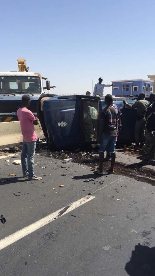 Image-Tentative d’évasion sur l'Autoroute à péage: Le détenu étrangle le gendarme, la voiture fait des tonneaux…