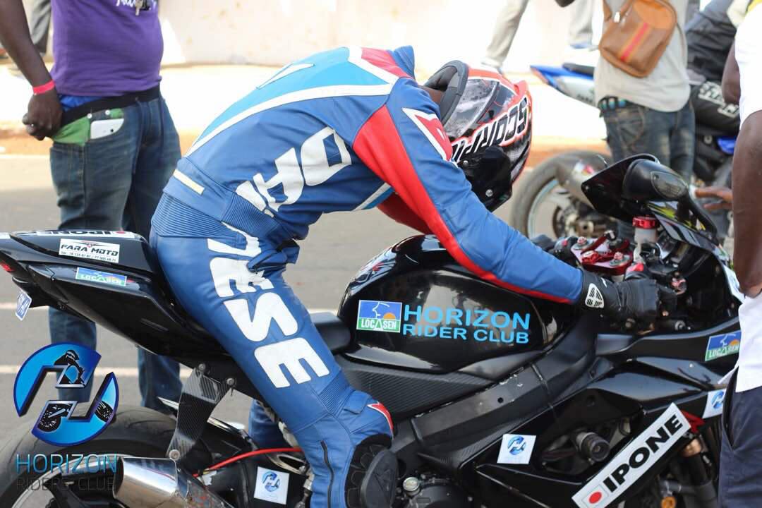 Course Moto: Babacar Seye dit Edge remporte pour la 4ème fois le tournoi moto au circuit de Sindia