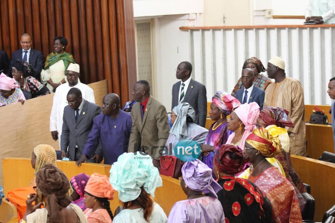 Les premières images du passage du Premier ministre Mahammed Boun Abdallah Dionne à l’Assemblée nationale