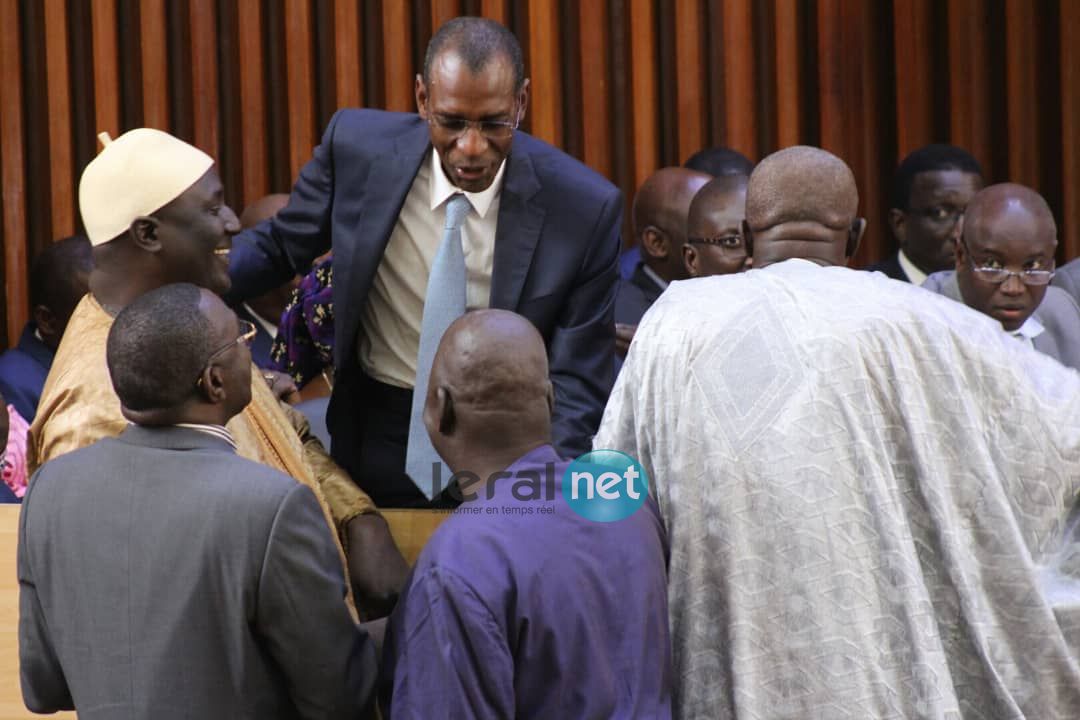 Les premières images du passage du Premier ministre Mahammed Boun Abdallah Dionne à l’Assemblée nationale