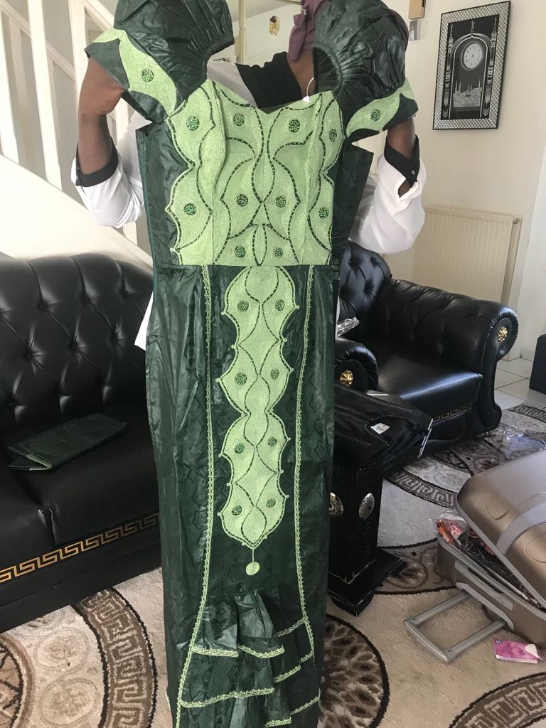 Diouma Séne de Mandel Couture vend ses habits en Europe 