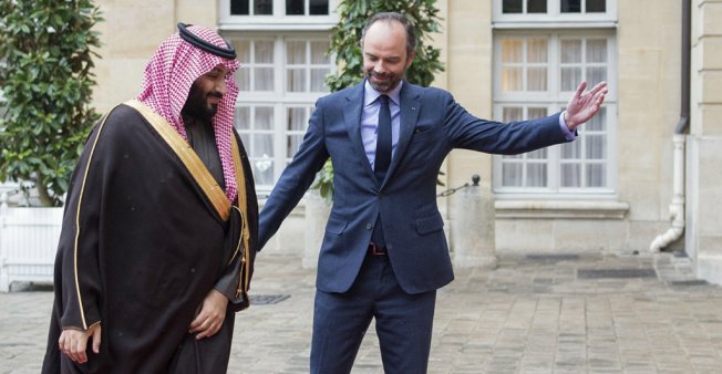 En visite officielle à Paris, le prince héritier saoudien visé par une plainte