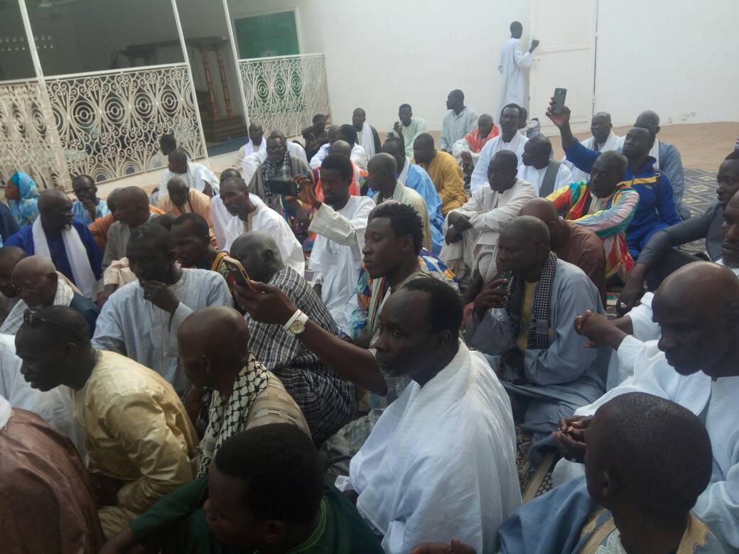 Le Khalife général des Mourides Serigne Mountakha Mbacké a reçu les 86 représentants de Keur Serigne Touba au Sénégal.