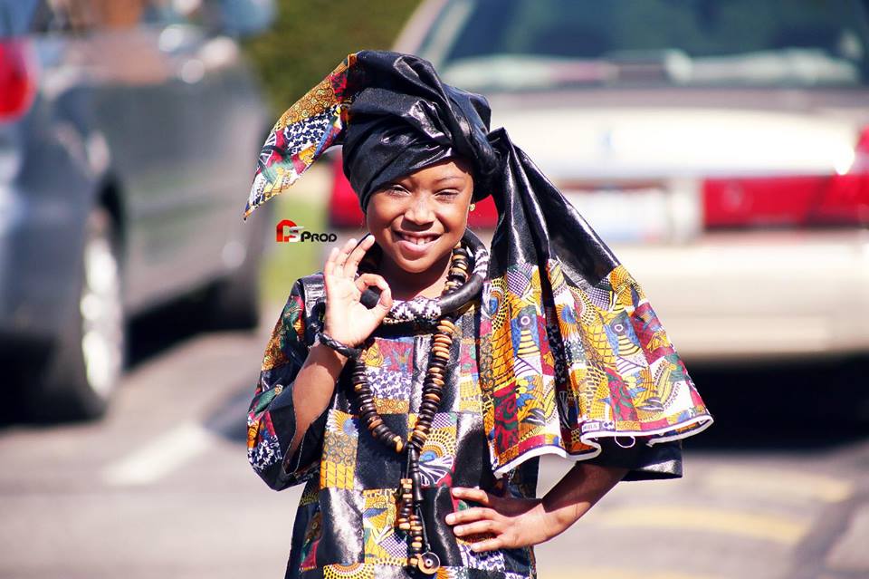 11 photos : Daba Gueweul en mode Yaye Fall, fait encore le buzz