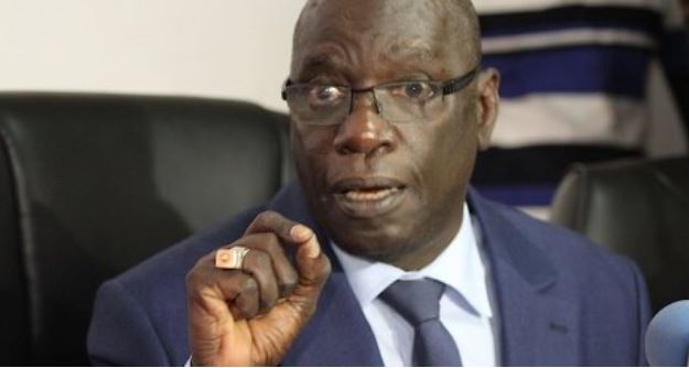 Quand les « renifleurs » de trône attaquent le  parrainage (par Diène Farba Sarr)