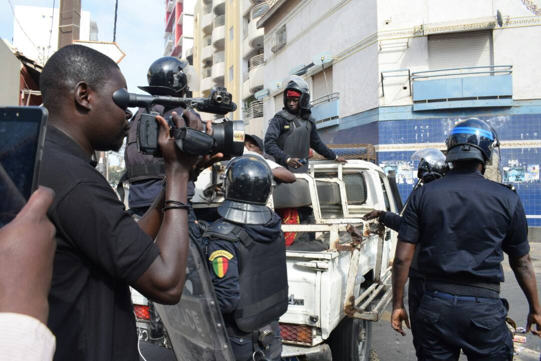 Photos : Dakar est en train de brûler
