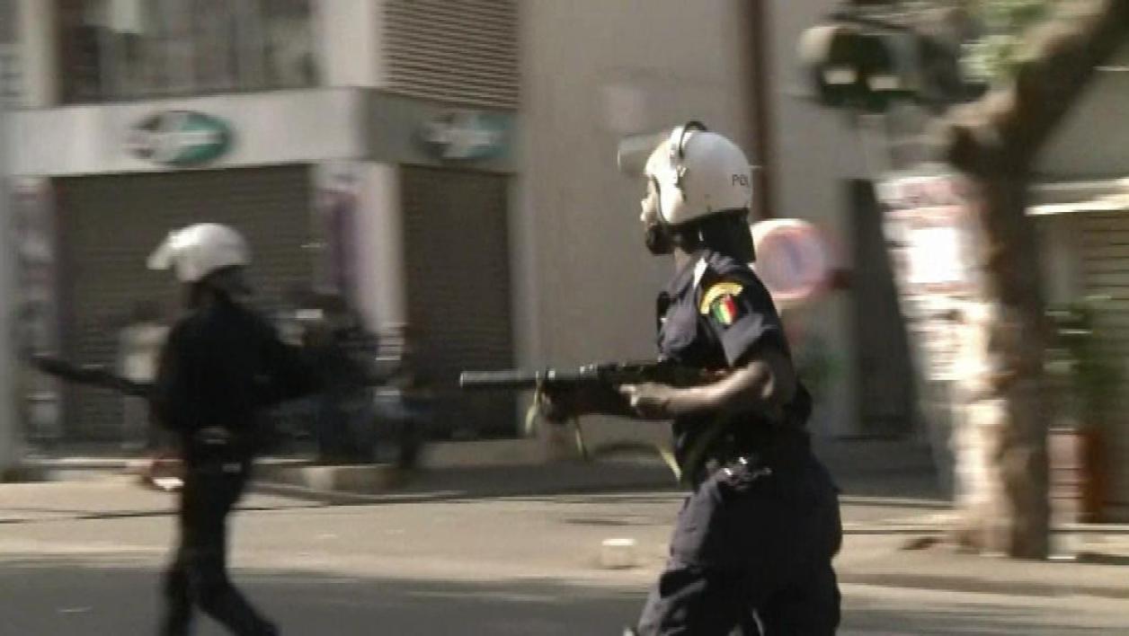 Parrainage: Confrontation entre jeunes et policiers à la place du Soweto