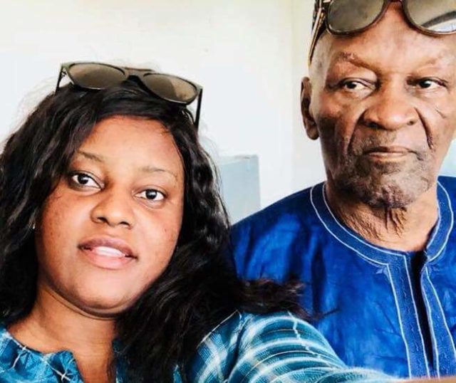 La journaliste gambienne, Fatou Camara, a perdu son…papa