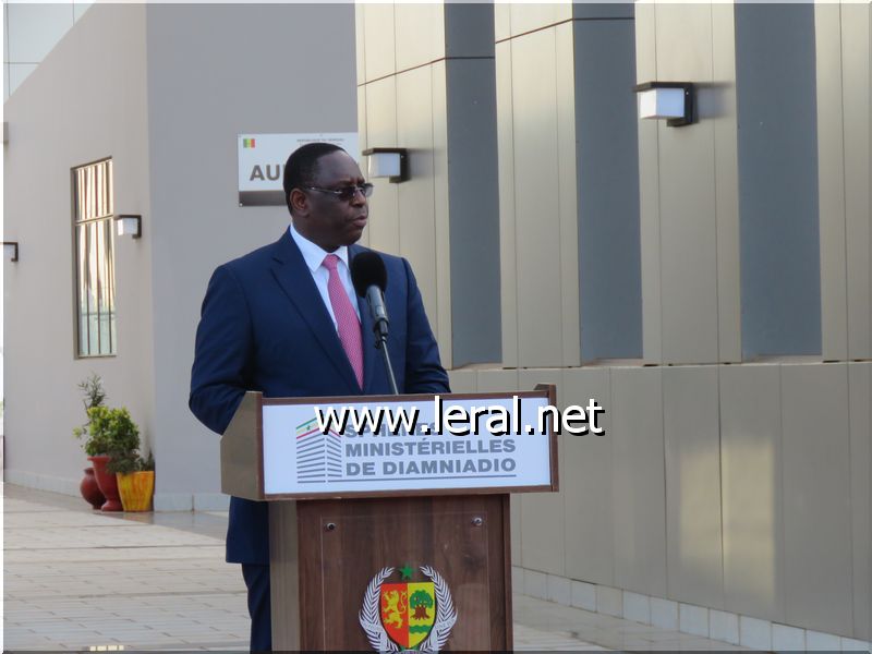 Diamniadio - Les images de l'inauguration du premier lot d'immeubles devant abriter les sphères ministérielles à Diamniadio par le président de la République, Macky Sall