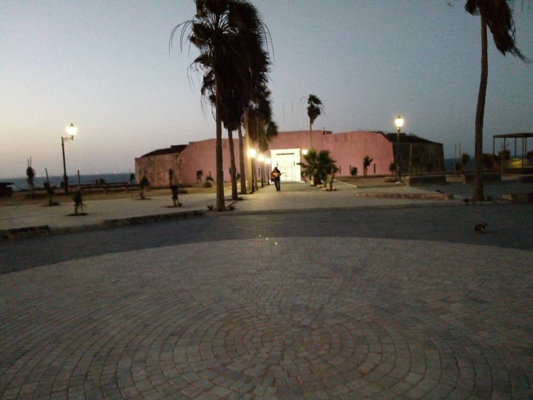 Polémique autour "d'une Place de l'Europe" à Gorée