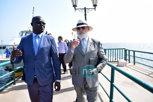 ​Place de l’Europe à Gorée : Duggy Tee compare Augustin Senghor à un House negro (nègre de maison)