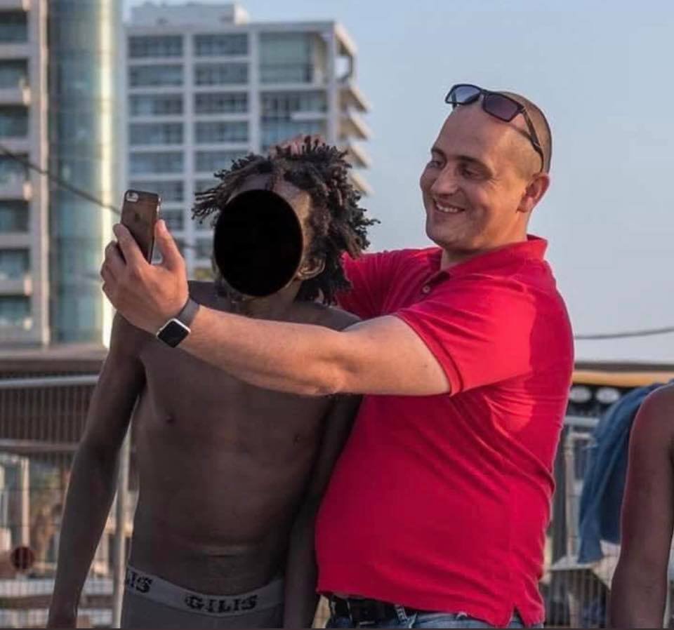 Images choc de migrants humiliés à Tel-Aviv : le photographe raconte