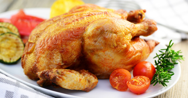 Poulet rôti aux herbes et à la tomate, pour diabétique