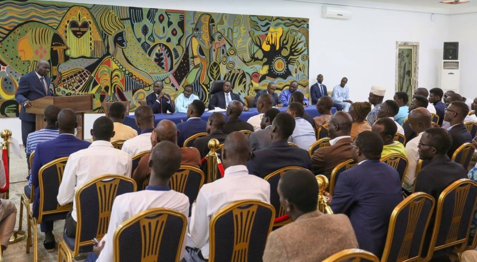 Vidéo - Audience au palais : Ce que Macky Sall a dit aux étudiants…Regardez