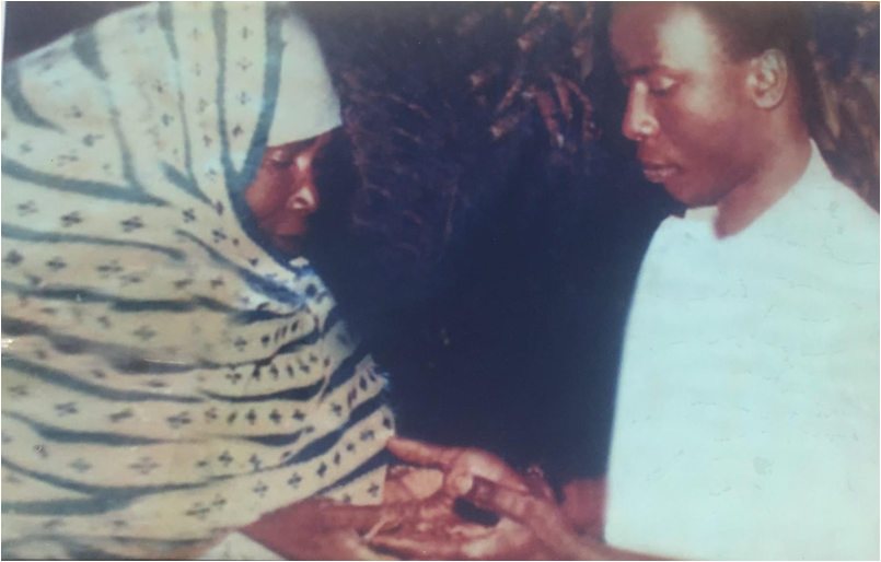 La lettre d’outre-tombe de Adjaratou Fatou Diop Assane à la Oumma islamique a le tranchant d’une lame de rasoir sur le tissu de la cohésion nationale : LISEZ-LA MAIS DE GRÂCE, BRÛLEZ-LA IMMEDIATEMENT ! (Par Dr Massirin SAVANE)