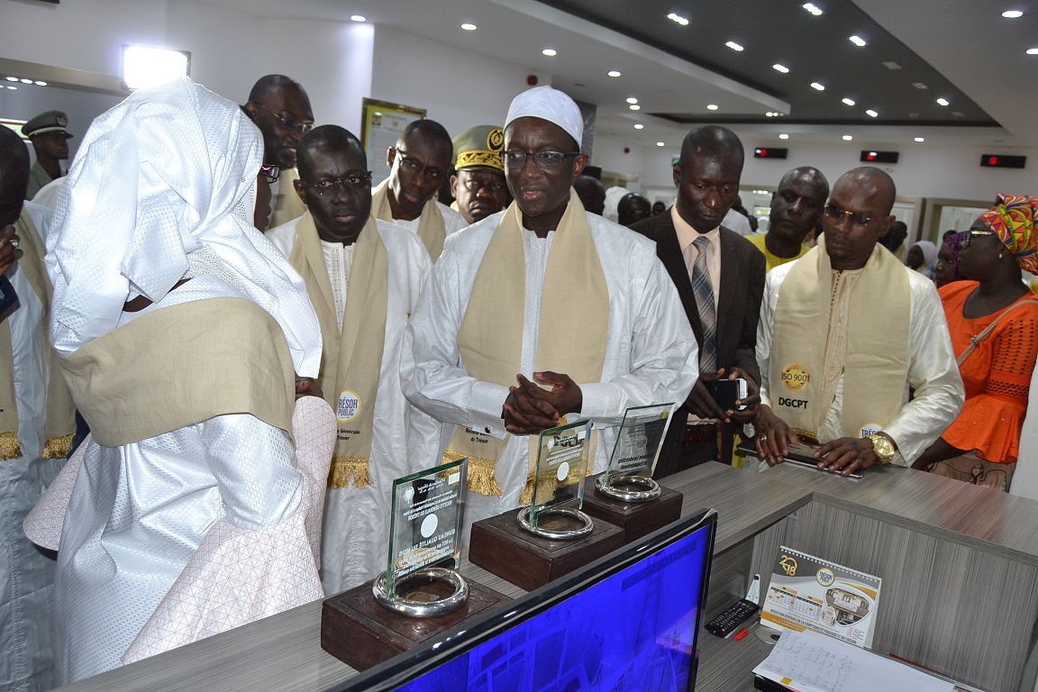 PHOTOS - Visite de travail du Ministre Amadou Ba à la Direction générale de la Comptabilité et du Trésor