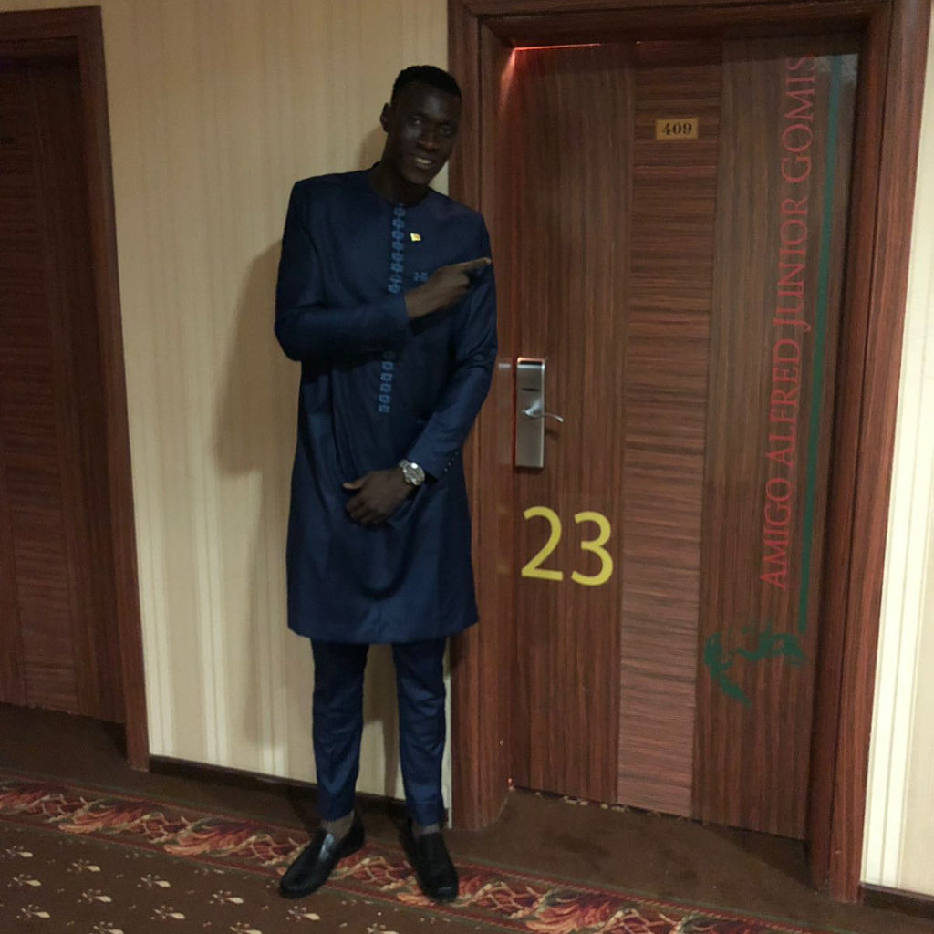 PHOTOS - De Vittel à Kaluga, le film du voyage des « Lions » du Sénégal PHOTOS - De Vittel à Kaluga, le film du voyage des « Lions » du Sénégal