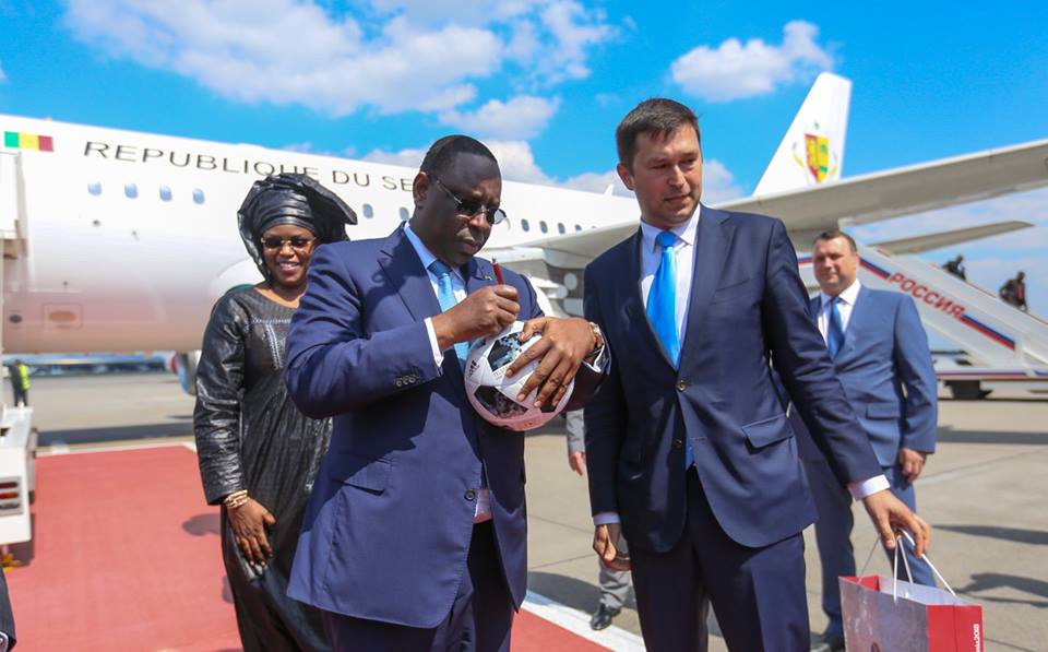 Photos : Macky Sall et Marième Faye Sall débarquent en Russie