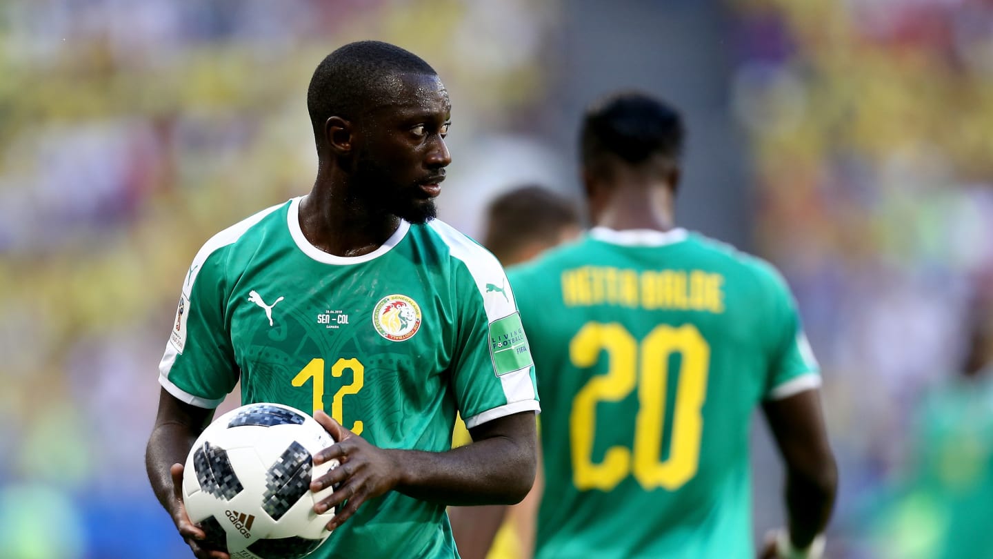 Photos : Sabaly bessé, remplacé par Moussa Wagué (72e)