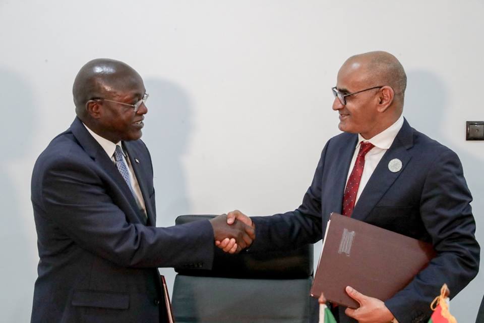 Photos : Oumar Guèye a signé avec son homologue mauritanien des accords-cadres sur la pêche