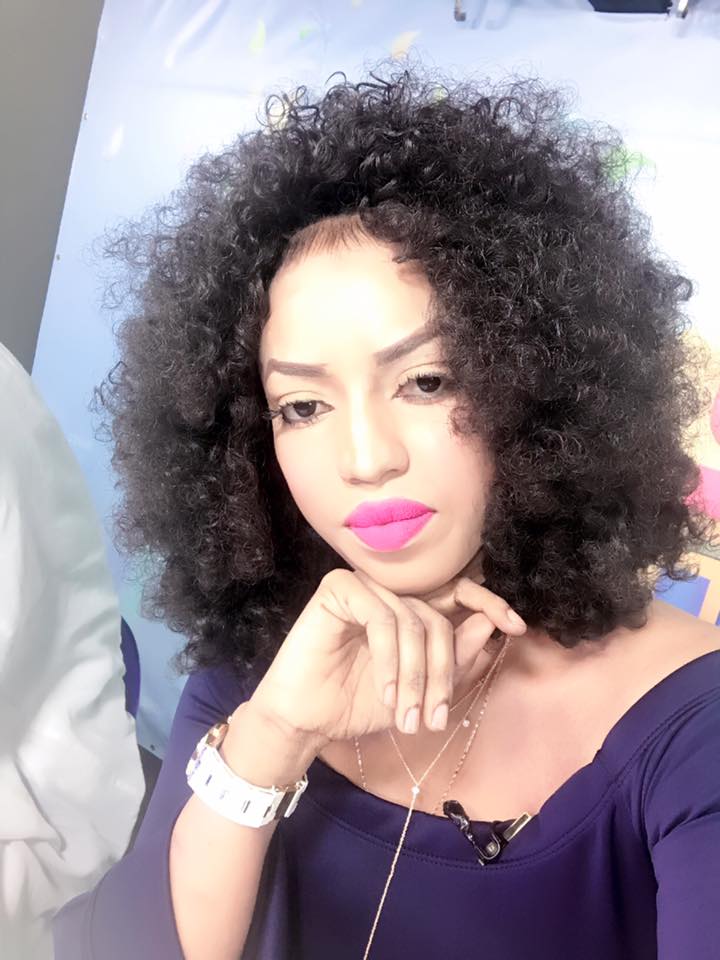 Photos : Niakhalé Diallo, la présentatrice JT RDV, eupeuna, eupeuna!!!!