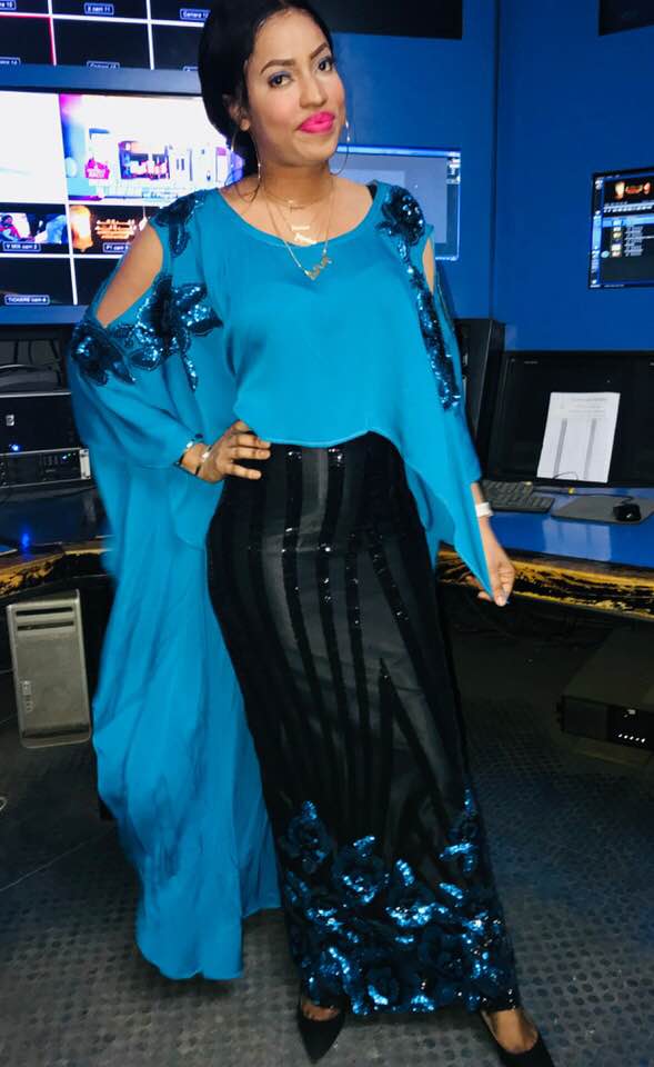 Photos : Niakhalé Diallo, la présentatrice JT RDV, eupeuna, eupeuna!!!!
