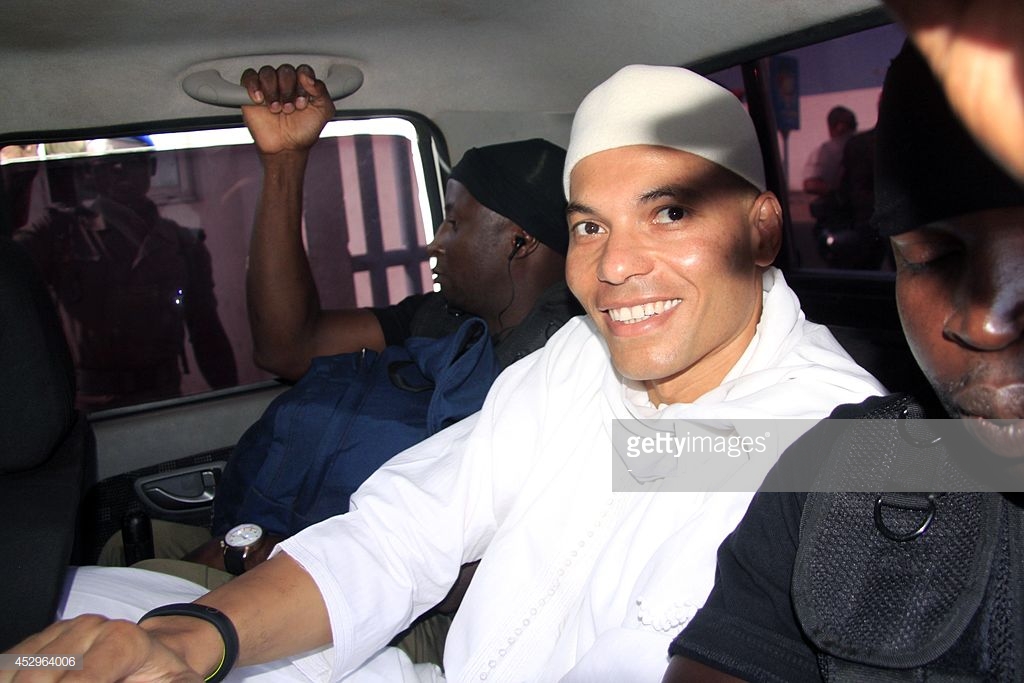 Pr Iba Barry Camara, enseignant en droit pénal: «Karim Wade perd définitivement ses droits de vote et d’éligibilité»