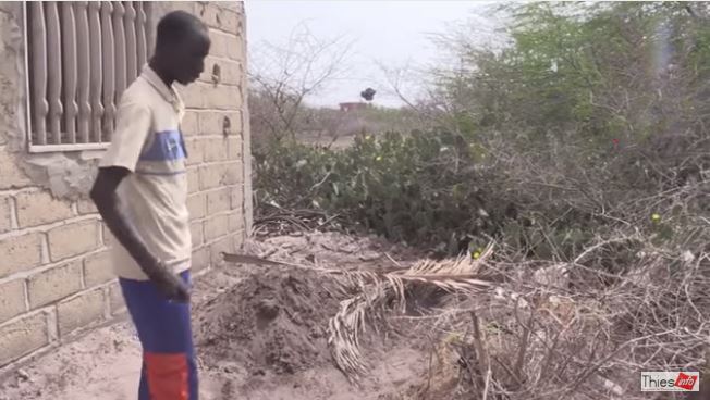 Vidéo - Assassinat d'Amy Collé Bâ: Reconstitution de la scène du crime (âmes sensibles s’abstenir)