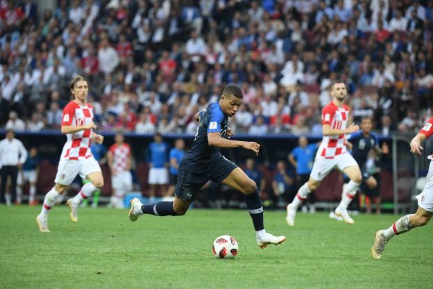 Kylian Mbappé élu meilleur jeune joueur de la Coupe du monde