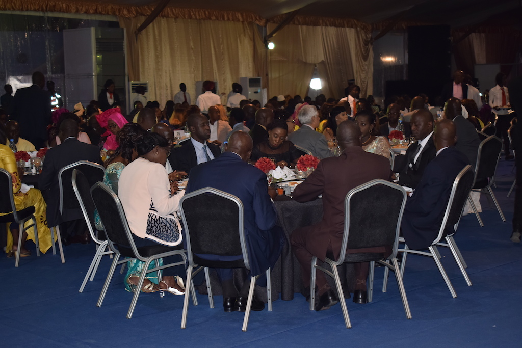 27 photos : Le Gala du Fonds de Solidarité de la Gendarmerie Nationale du Sénégal avec You 27 photos : Le Gala du Fonds de Solidarité de la Gendarmerie Nationale du Sénégal avec You