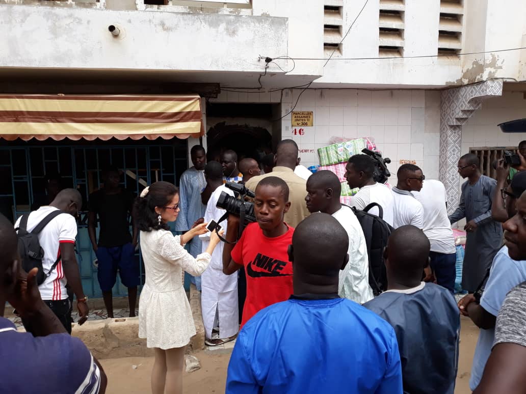 Photos : Modou Lô au chevet des orphelins du centre Keur Serigne Saliou