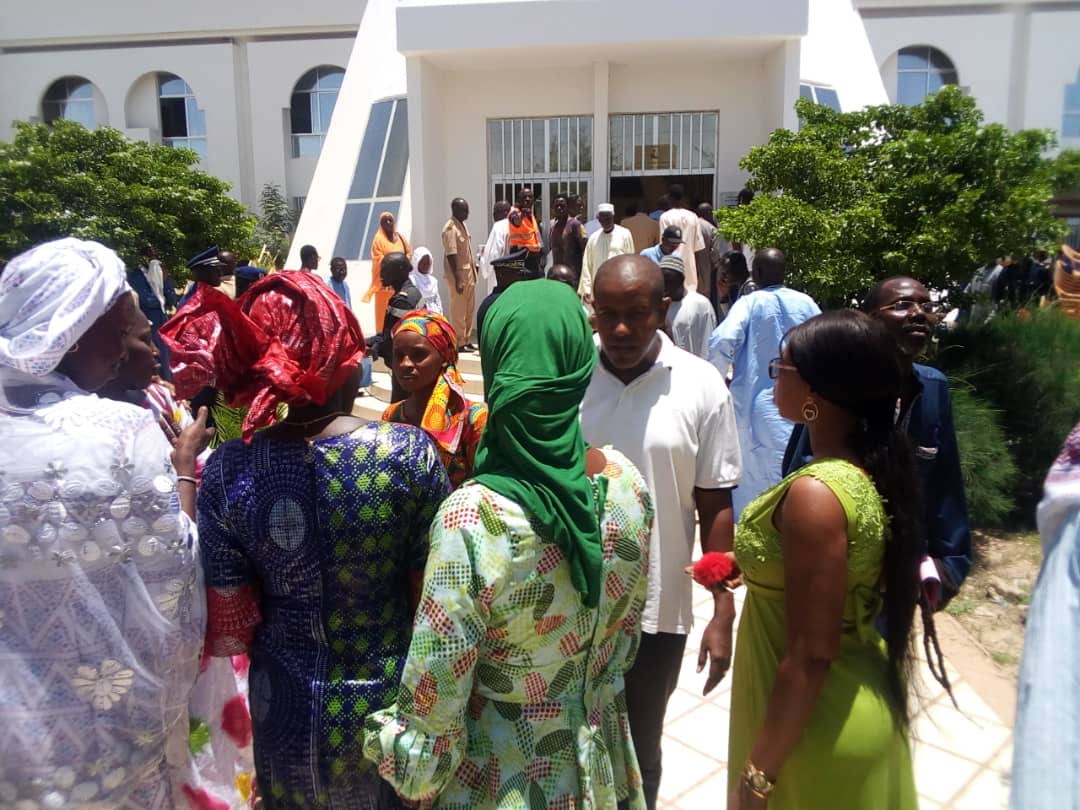 CDD Magal 2018 - Explosion du disjoncteur de la mairie de Touba: Préfet, Commandant, Commissaire, Marabouts, tous détalent plus vite que «leuk»; le maire de Mbacké prêt à sauter du premier étage !