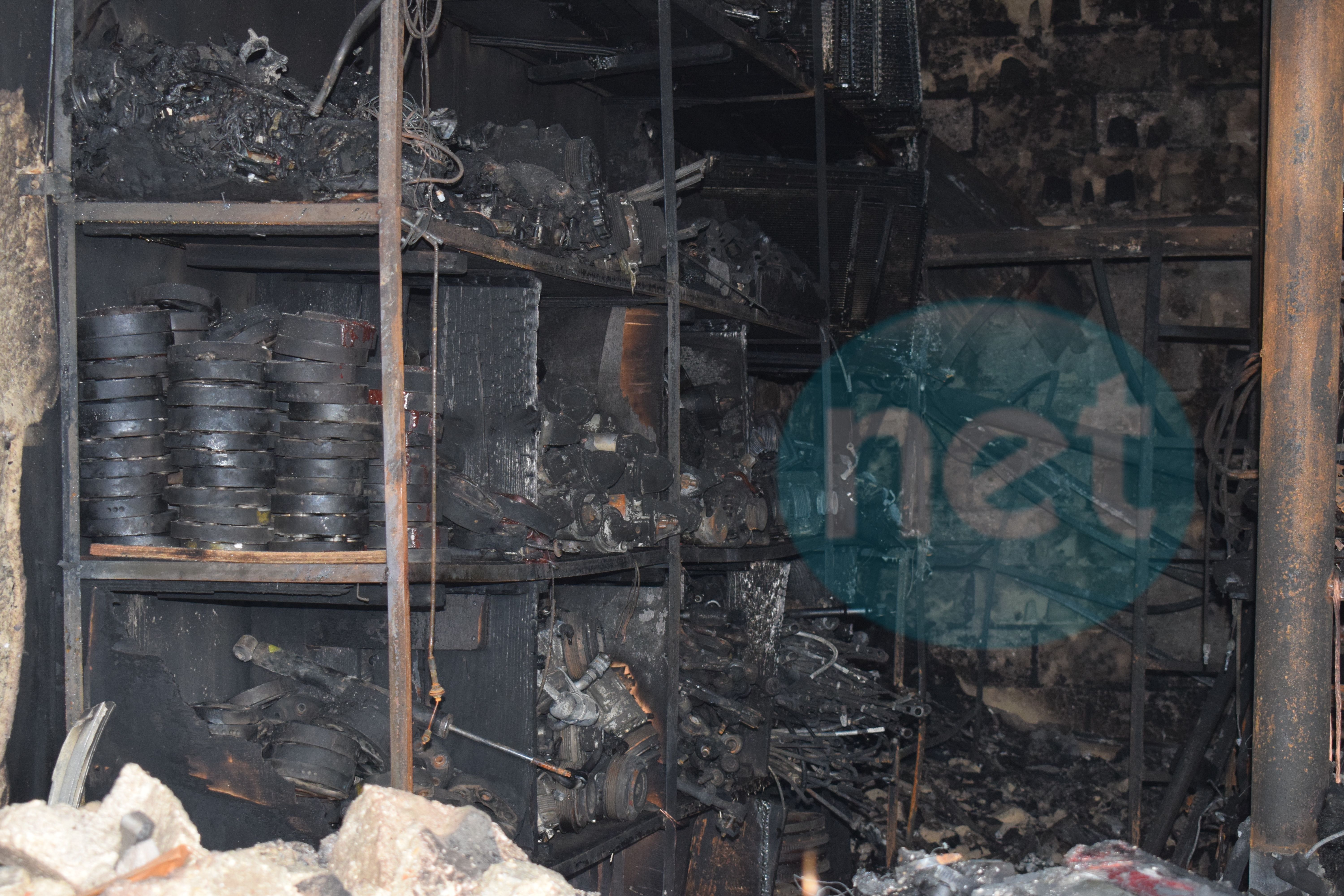 Photos : les images du violent incendie à Thiaroye