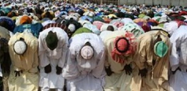 Parcelles Assainies: Des Musulmans prient pour la pluie