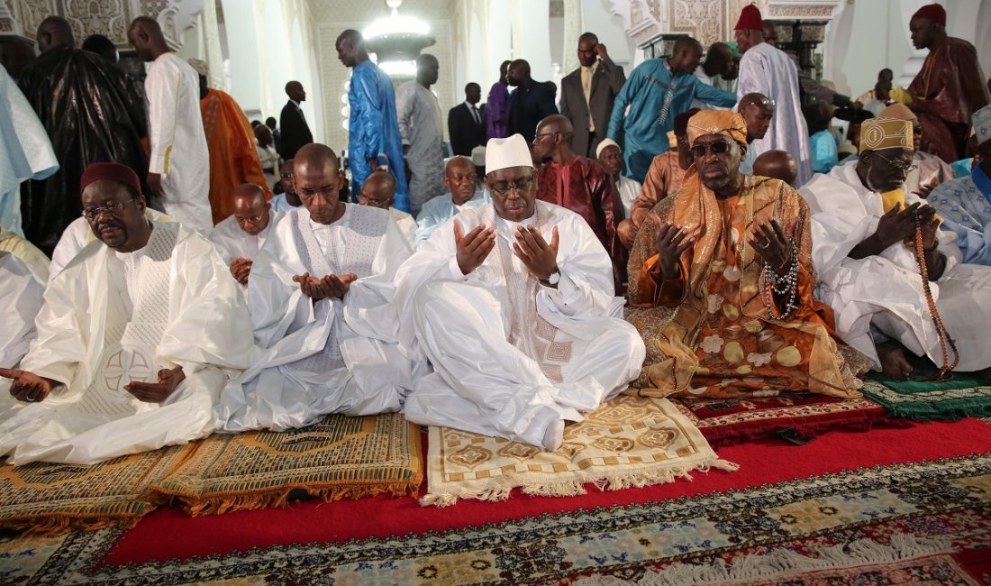 Rediffusion : Grande Mosquée de Dakar : Suivez La prière et le Khoutba de l'Imam
