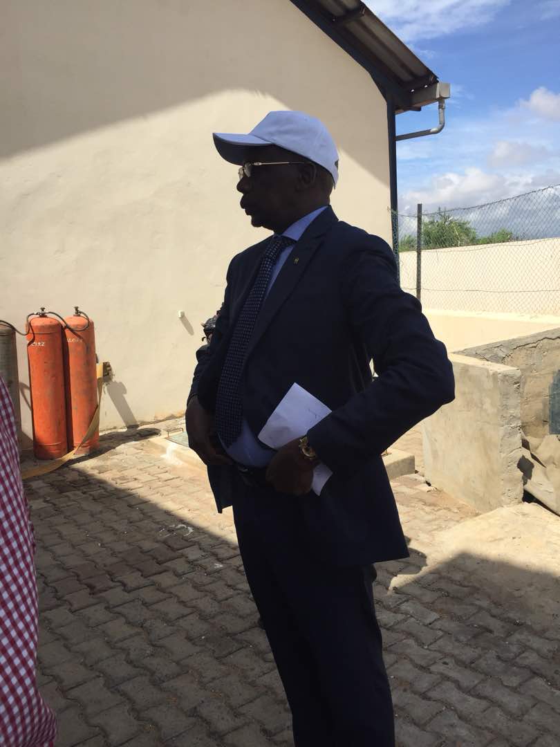 Photos : Visite guidée sur le terrain de la station de traitement des boues de vidange des Niayes Pikine, communément appelée OMNI PROCESSEUR Photos : Visite guidée sur le terrain de la station de traitement des boues de vidange des Niayes Pikine, communément appelée OMNI PROCESSEUR